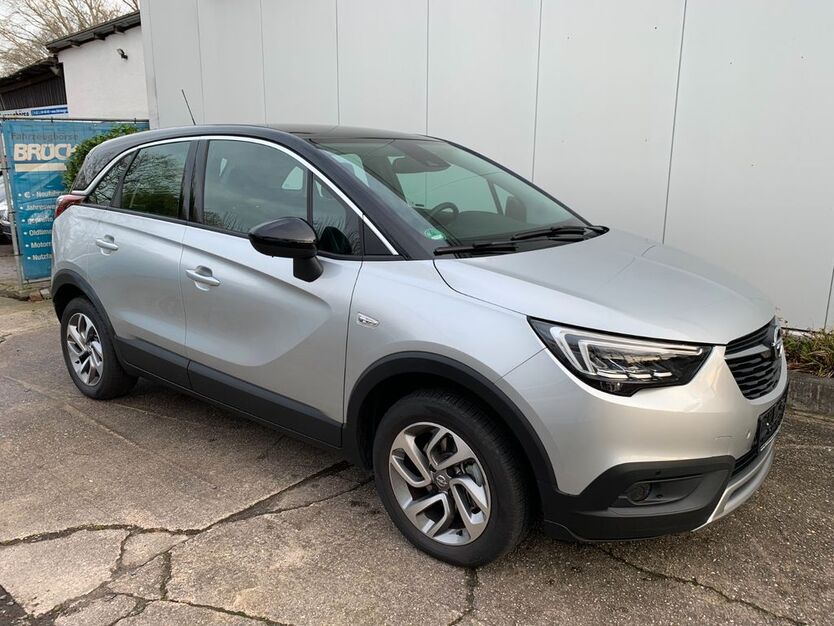 Opel Crossland (X) 1.512 km 15.795 € Köln 51107