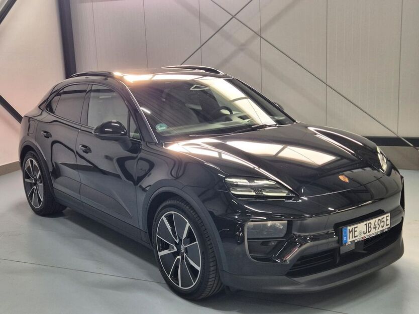 Porsche Macan 15.000 km 99.389 € Haan 42781