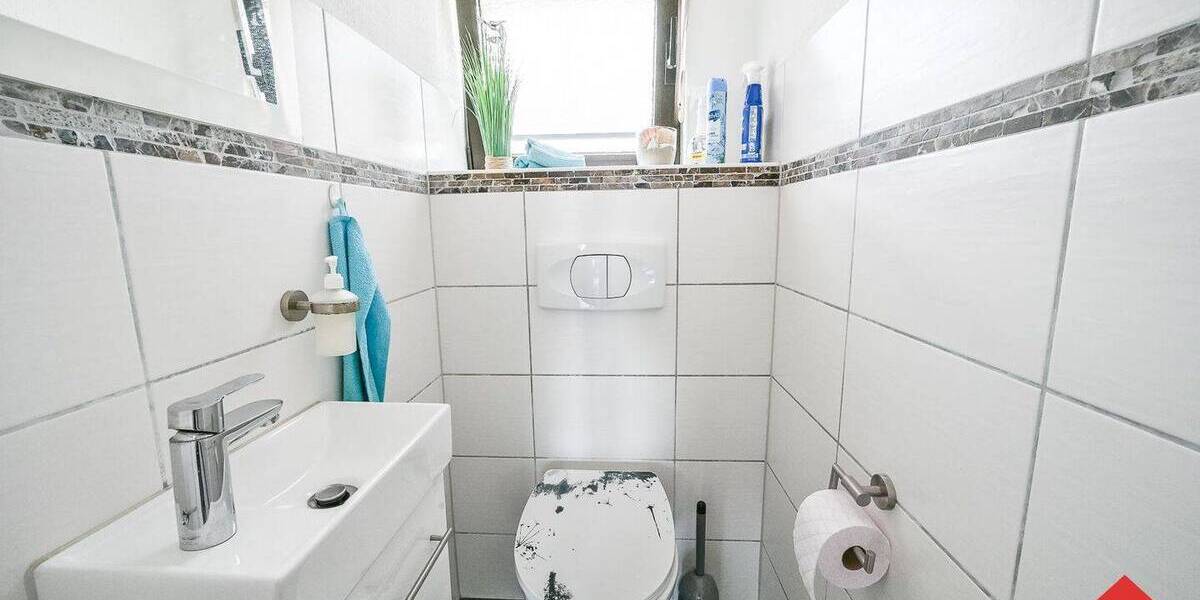 Zweifamilienhaus mit Garage, Kfz-Stellplätzen und schönem Grundstück - Mehrfamilienhaus, Wohnhaus Kierspe Kierspe Bahnhof | Angebot:26864847