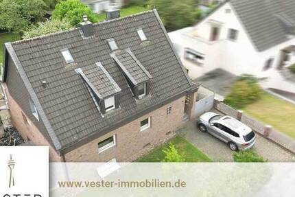 Mehrgenerationenhaus: Platz zum Wachsen - Ihr Familiennest mit Garten in Düsseldorf Eller