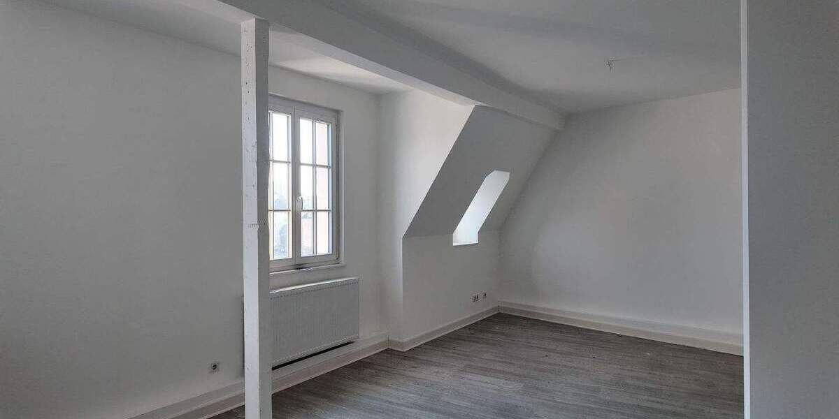 Etagenwohnung Leverkusen Opladen - 3 Zimmer, 106 m&sup2;, 1.250&euro; | Angebot:25666105