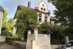 Flexibel nutzbares Zweifamilienhaus im Villenstil mit Wintergarten, BalkonLoggia und uneinsehbarem Garten in der Parkstraße mit Altlasten