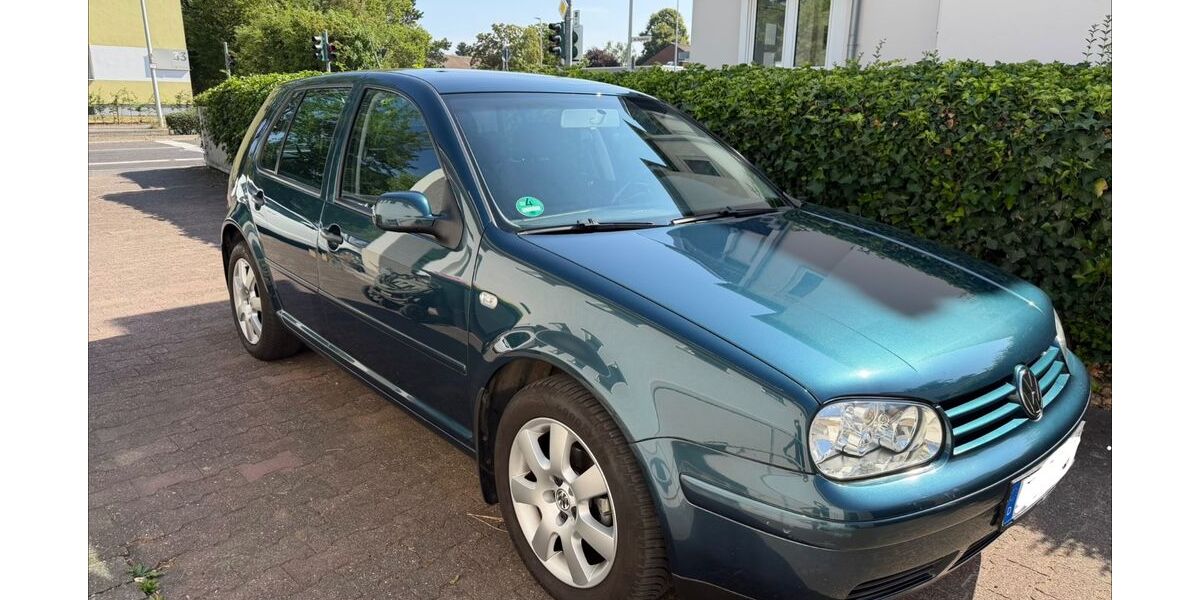 VW Golf 61.000 km 4.490 &euro; Dormagen 41539