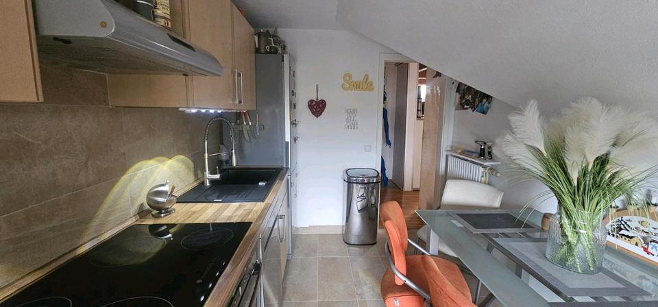 Dachgeschoßwohnung Remscheid Lüttringhausen - 3 Zimmer, 86 m&sup2;, 189.000&euro; | Angebot:26915499