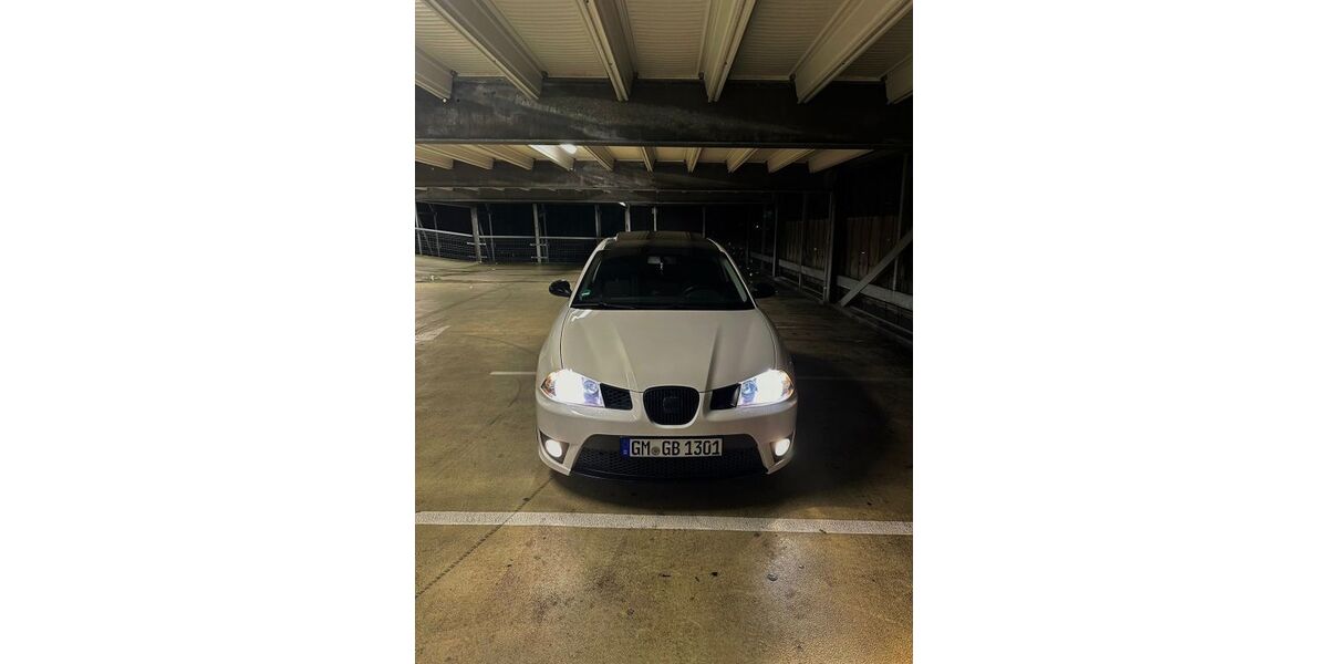 Seat Ibiza 174.000 km 3.300 &euro; Radevormwald 42477