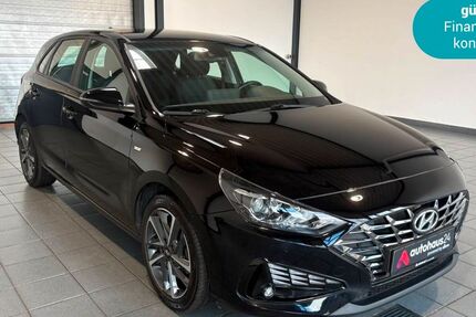 Hyundai i30 39.093 km 17.390 &euro; Wuppertal 42287