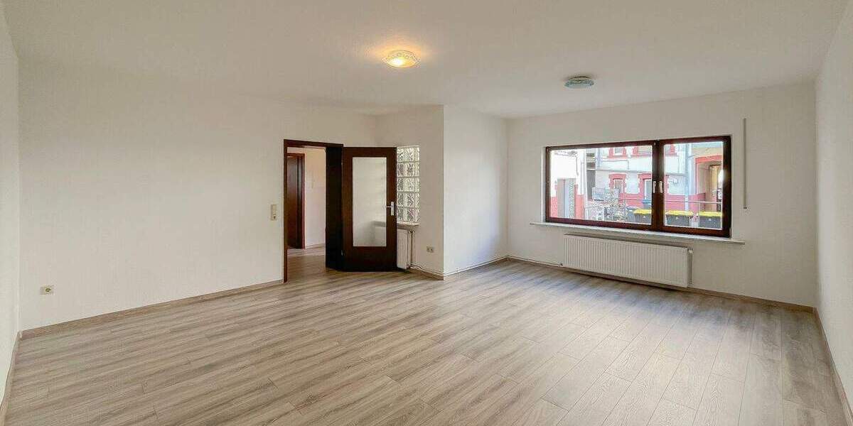 Etagenwohnung Hagen Wehringhausen - 3 Zimmer, 97 m&sup2;, 670&euro; | Angebot:26796176