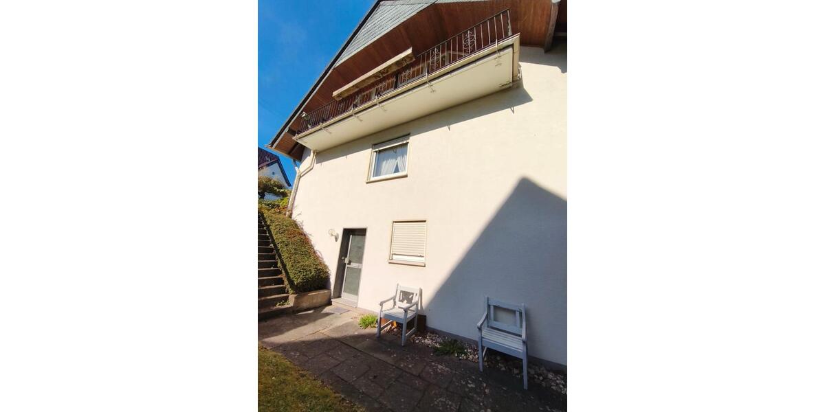 Provisionsfrei - großzügiges Einfamilienhaus mit Einliegerwohnung 8 zimmer