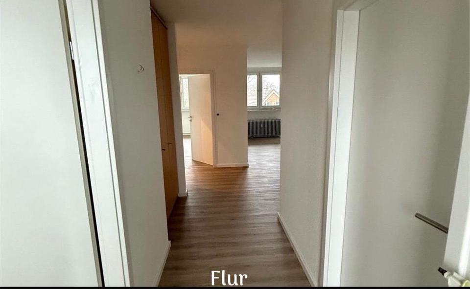 Etagenwohnung Remscheid Gemarkung Bergisch Born - 3 Zimmer, 75 m&sup2;, 750&euro; | Angebot:25292919