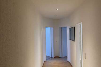 Wohnung zum Mieten in Solingen 1.000 € 134.8 m² 4 zimmer