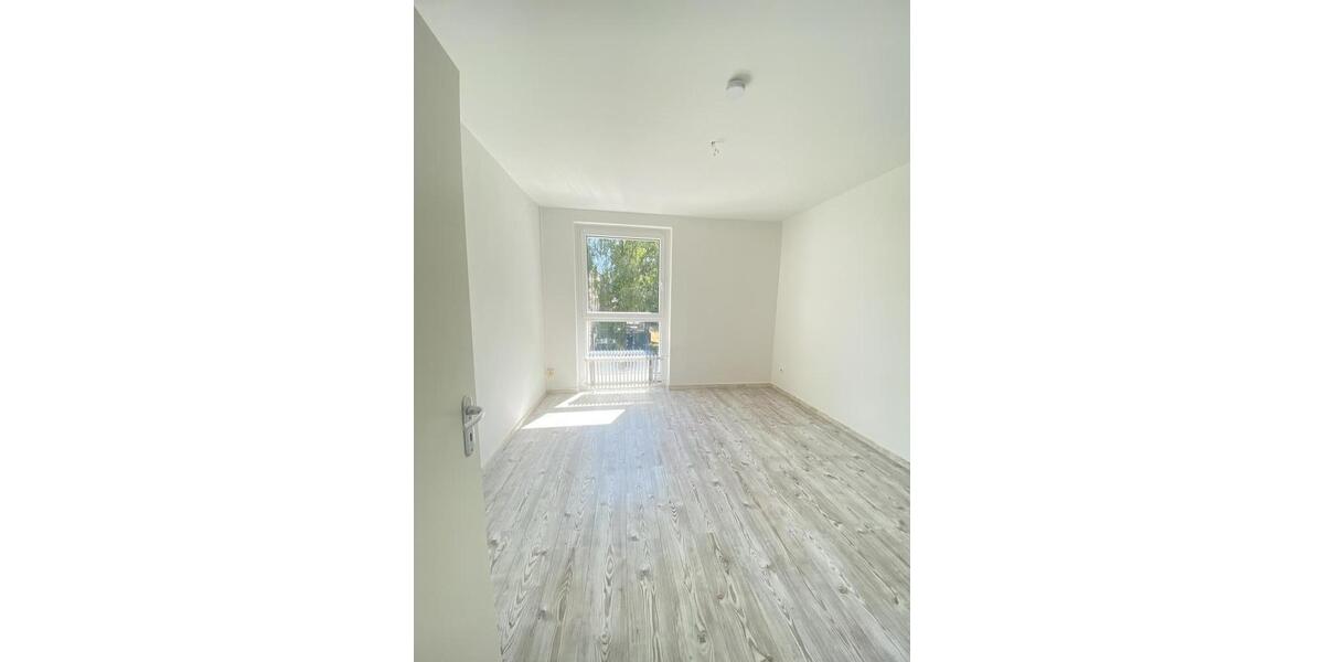 Etagenwohnung Solingen - 3 Zimmer, 73 m&sup2;, 719&euro; | Angebot:26254316