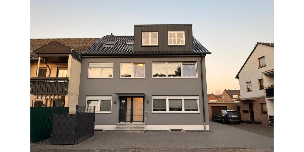 Exklusive, vollmöblierte Penthouse-Wohnung mit luxuriöser Ausstattung nahe Düsseldorf 3.5 zimmer