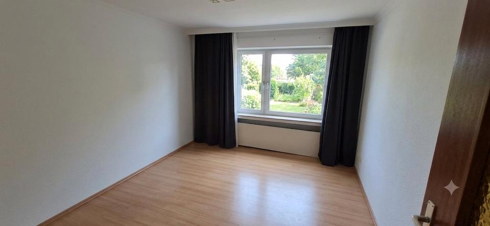 Hochparterre Düsseldorf Stadtbezirk 6 - 3 Zimmer, 106 m&sup2;, 529.000&euro; | Angebot:27429975