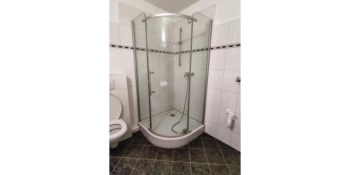 Etagenwohnung Velbert Langenberg - 2 Zimmer, 63 m&sup2;, 115.000&euro; | Angebot:25980342