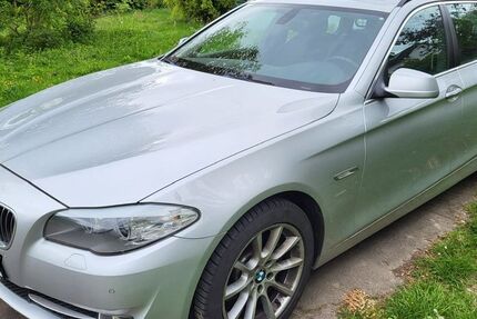 BMW 520 307.600 km 5.700 &euro; Bergisch Gladbach 51469