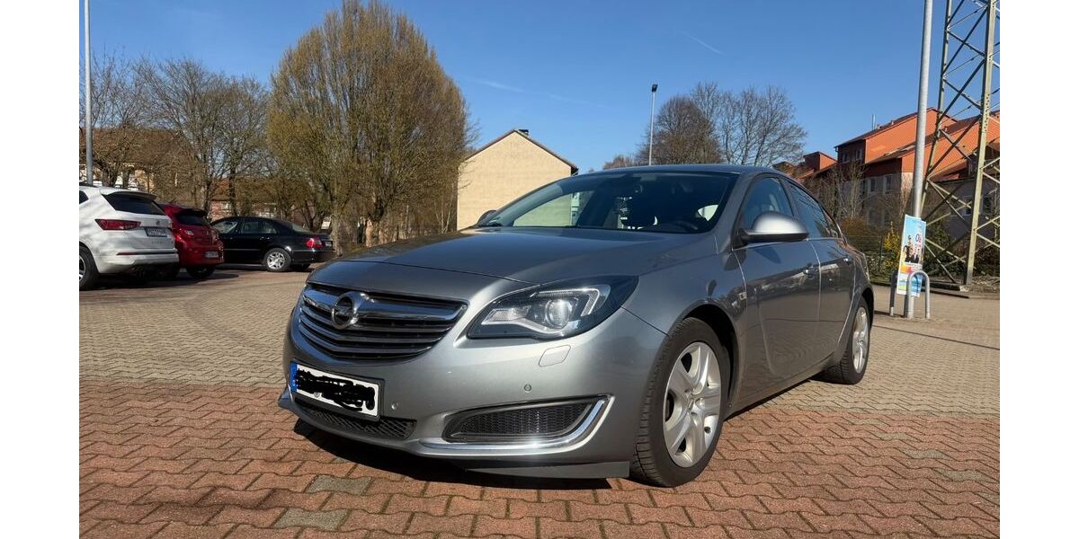 Opel Insignia 183.000 km 5.500 &euro; Hagen 58099