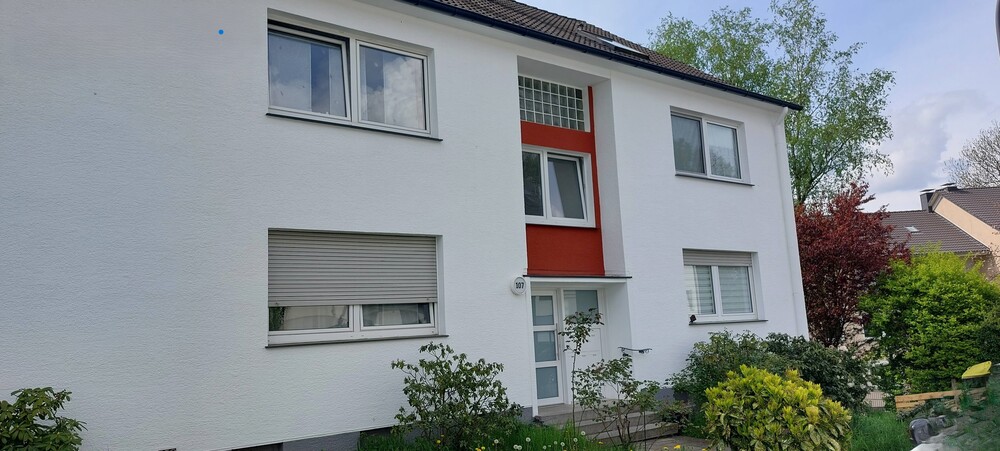 Solides Mehrfamilienhaus mit 14 Wohneinheiten und 8 Garagen in guter Wohnlage von Wpt-Vohwinkel - Mehrfamilienhaus, Wohnhaus Wuppertal Vohwinkel | Angebot:21638881