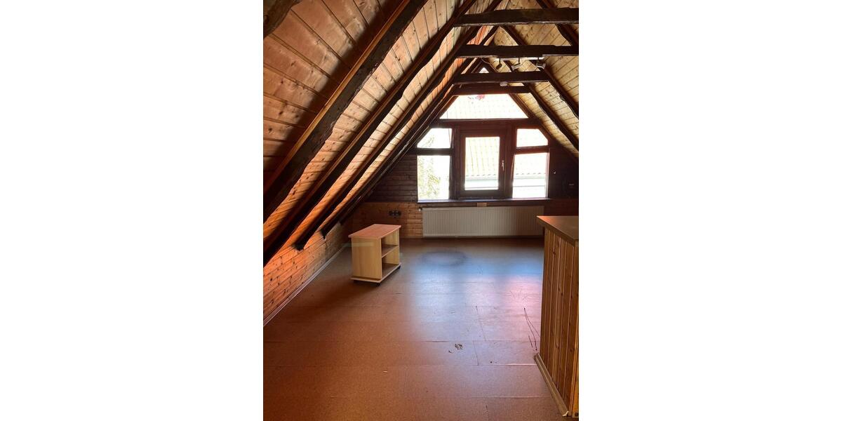 Dachgeschoßwohnung Burscheid - 1 Zimmer, 40 m&sup2;, 670&euro; | Angebot:25405222