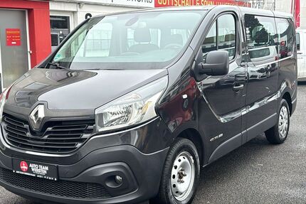 Renault Trafic 242.621 km 9.990 &euro; Düsseldorf 40591
