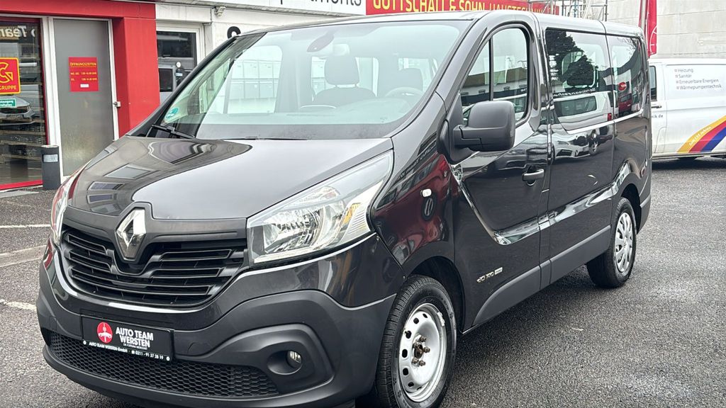 Renault Trafic 242.621 km 9.990 &euro; Düsseldorf 40591