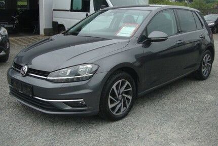 VW Golf 153.000 km 8.750 &euro; Engelskirchen-Loope 51766