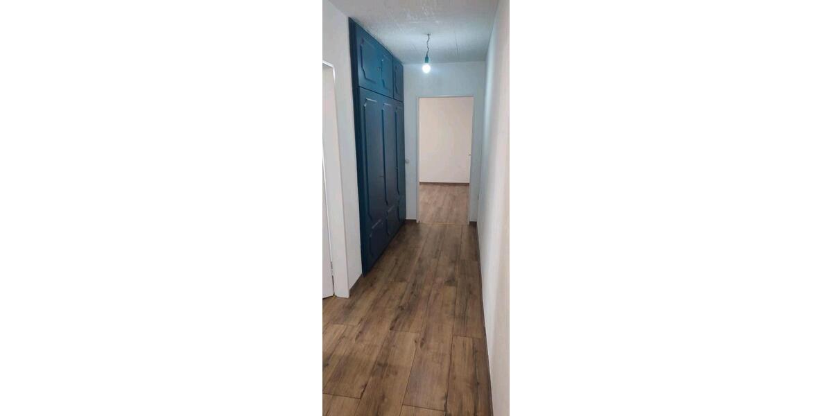 Etagenwohnung Remscheid - 1 Zimmer, 43 m&sup2;, 320&euro; | Angebot:25548127