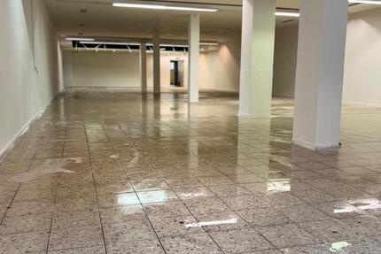 Großes Gewerbelokal 500 m² zu vermieten zimmer