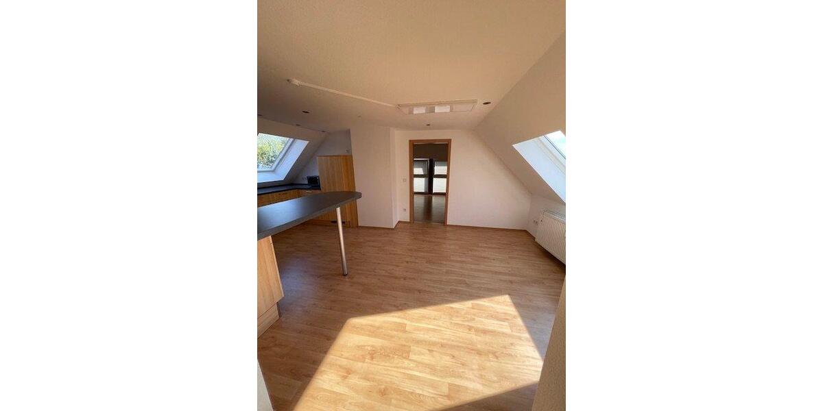 Dachgeschoßwohnung Wuppertal Gemarkung Nächstebreck - 2 Zimmer, 50 m&sup2;, 500&euro; | Angebot:26184826