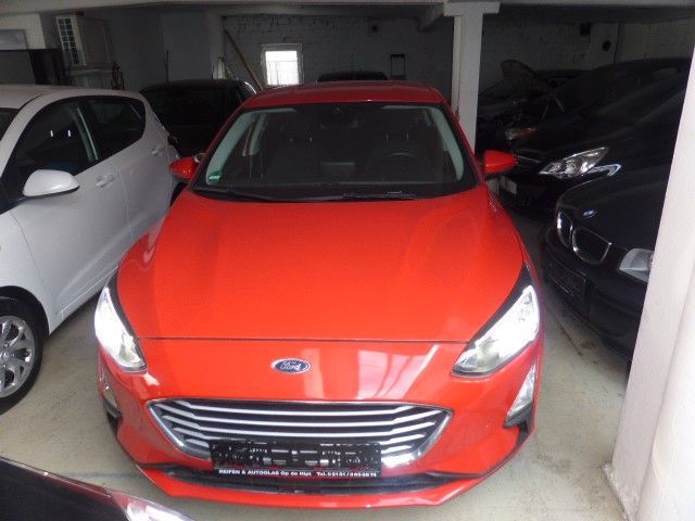 Ford Focus 63.000 km 13.950 &euro; Düsseldorf 40223