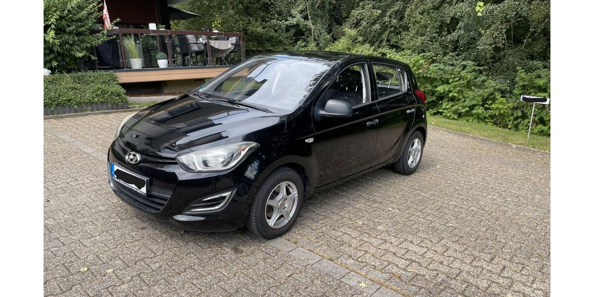Hyundai i20 82.709 km 5.000 &euro; Wuppertal 42327