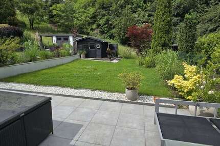 Haus Odenthal - 4 Zimmer, 163 m&sup2;, 2.430&euro; | Angebot:26857016