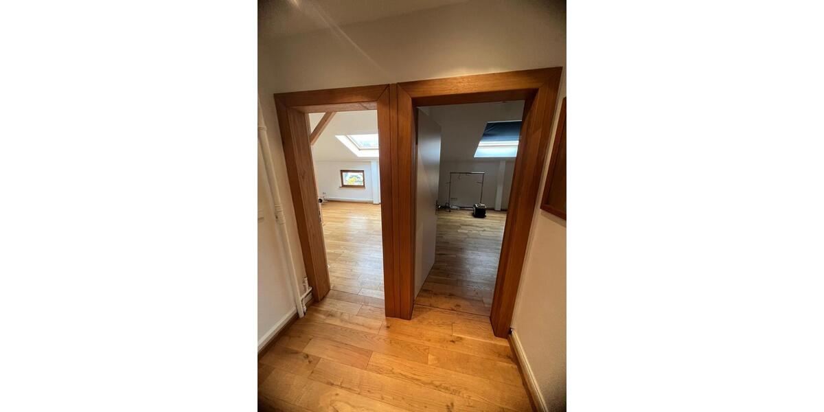 Sanierte 3 Zi., KDB, DG Wohnung in W.-Langerfeld 3 zimmer