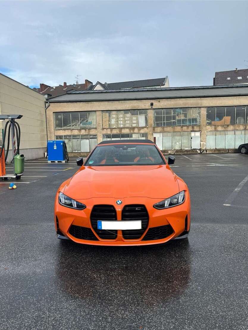 BMW M4 4.300 km 104.000 € Düsseldorf 40595