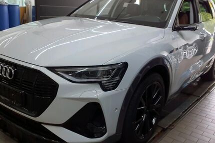 Audi e-tron 42.507 km 40.544 &euro; Hagen 58091