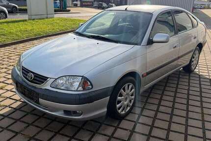 Toyota Avensis 170.000 km 2.990 € Essen 45329
