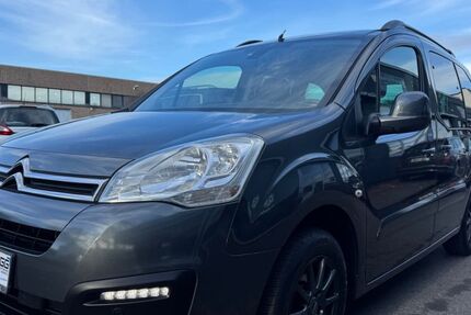 Citroen Berlingo 106.951 km 7.990 &euro; Düsseldorf 40233