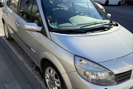 Renault Scenic 115.000 km 3.499 &euro; Heiligenhaus 42579