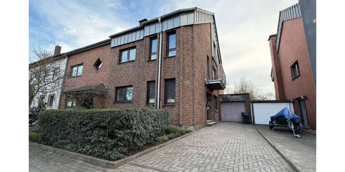 Einfamilienhaus Langenfeld - 6 Zimmer, 185 m&sup2;, 3.199&euro; | Angebot:24953970