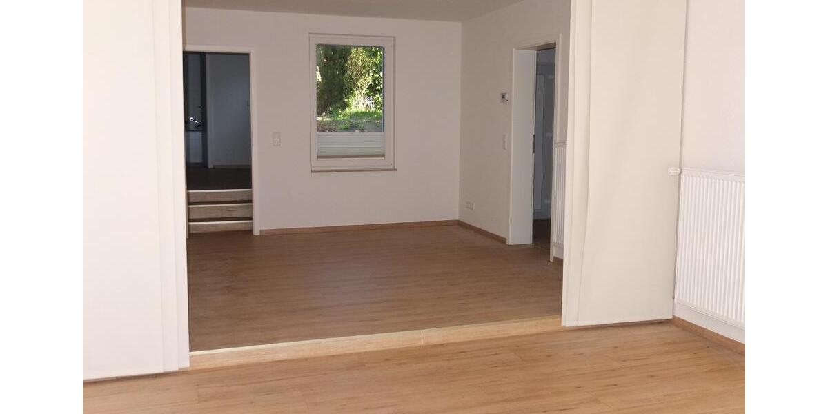 Wunderbar individuelle und angenehme Büro-Servicefläche in Solingen-Wald! zimmer