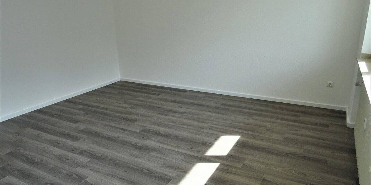 Etagenwohnung Leverkusen Wiesdorf - 3 Zimmer, 76 m&sup2;, 880&euro; | Angebot:26197814