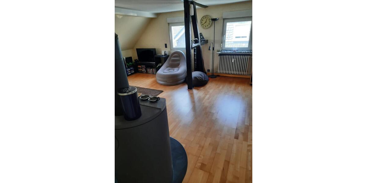 Dachgeschoßwohnung Radevormwald - 2.5 Zimmer, 70 m&sup2;, 455&euro; | Angebot:26415536