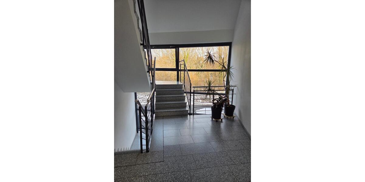 Dachgeschoßwohnung Burscheid - 4 Zimmer, 109 m&sup2;, 465.000&euro; | Angebot:25641543