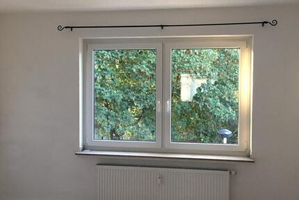 Schöne helle 2-Zimmer-Wohung, KDB, 1. Etage in SG (Nähe Klinikum) 2 zimmer