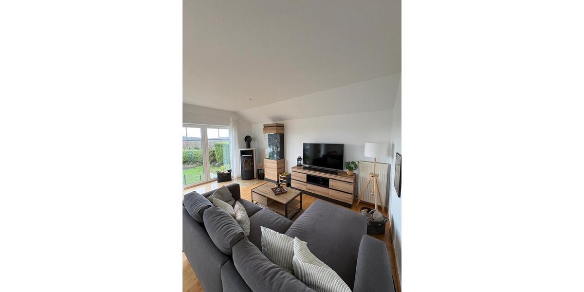 Traumhafte Wohnung mit Fernblick (Küche, Kamin, eigener Eingang) 2 zimmer