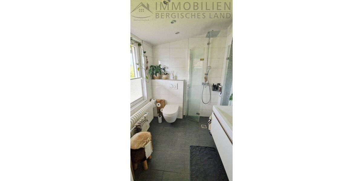 Doppelhaushälfte Wermelskirchen Dhünn - 6 Zimmer, 146 m&sup2;, 399.000&euro; | Angebot:26886527