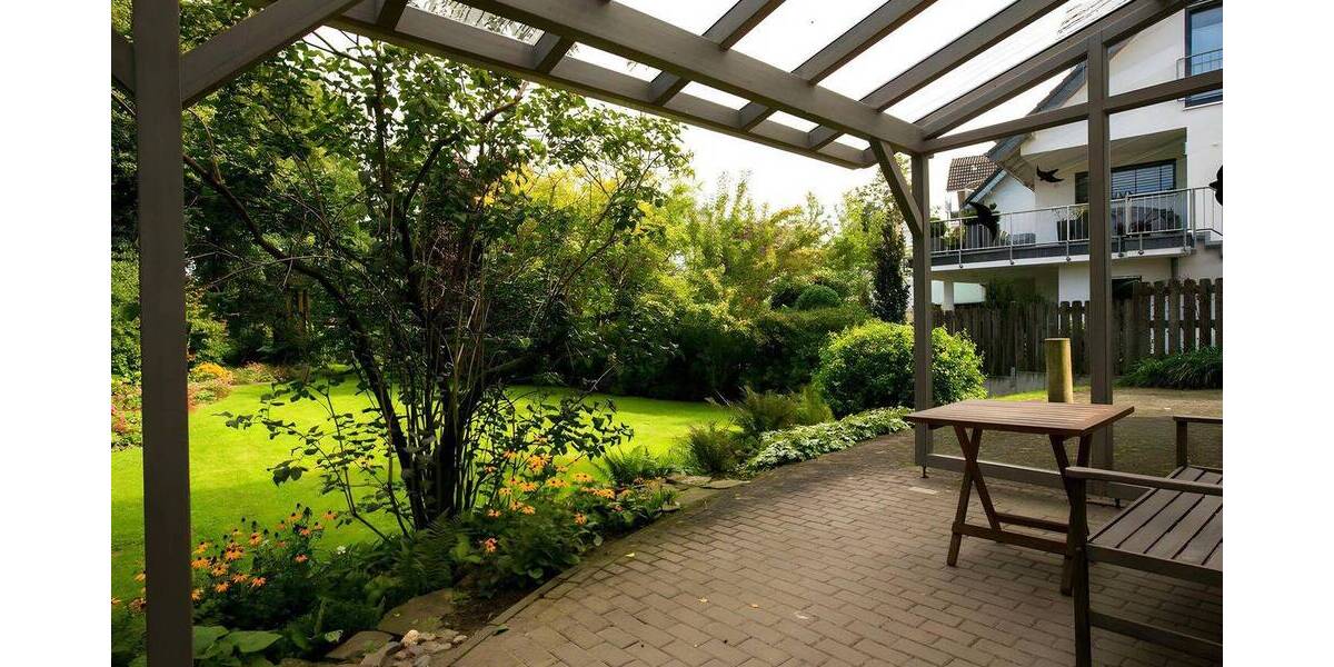 Etagenwohnung Bergisch Gladbach Alt-Refrath - 3 Zimmer, 87 m&sup2;, 1.250&euro; | Angebot:26805159