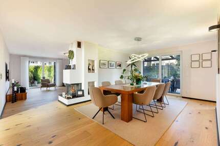 Haus zum Kaufen in Solingen 895.000 € 243 m² 6 zimmer