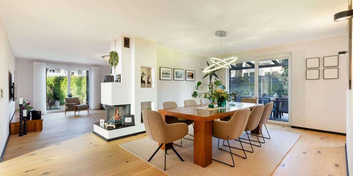 Haus zum Kaufen in Solingen 895.000 € 243 m² 6 zimmer