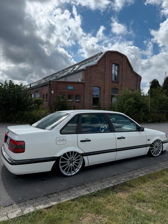 VW Passat 255.000 km 3.900 € Düsseldorf 40625