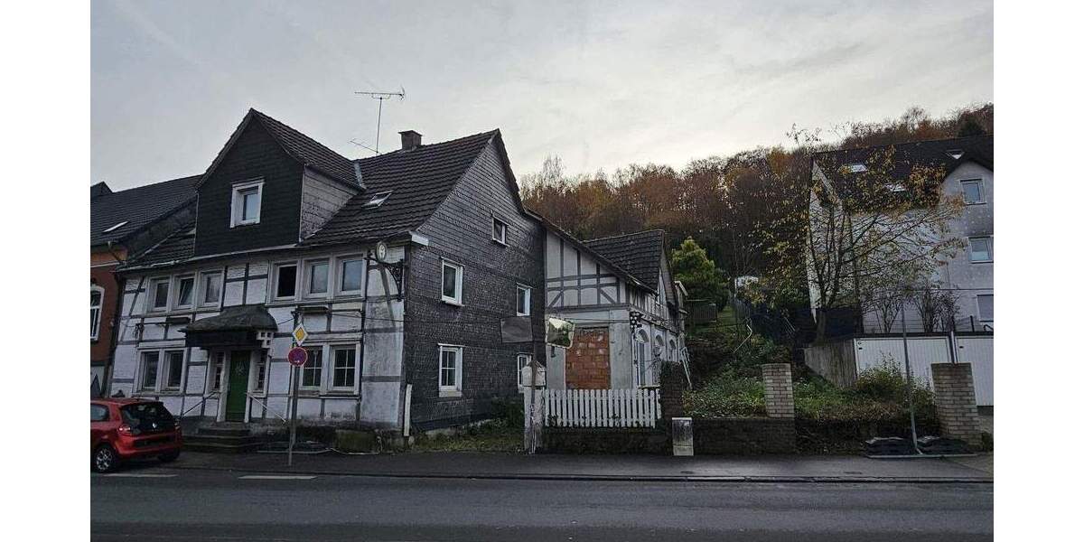 Handwerkerobjekt: 2 × EFH auf einem Grundstück - Einzelverkauf möglich (ideelle Teilung) 1 zimmer